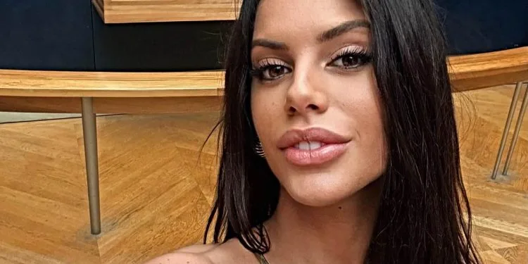 Antonella Fiordelisi, pungente frecciatina all'ex fidanzato (Foto Ig)