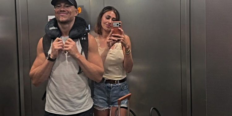 Belen Rodriguez si mostra con il fidanzato Gaetano e replica alle critiche (Foto IG)