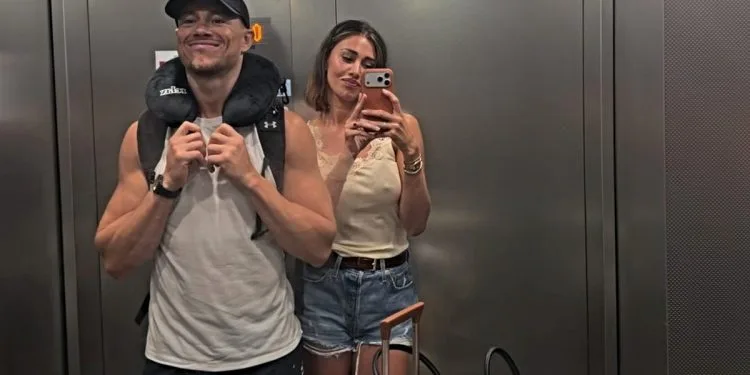 Belen Rodriguez si mostra con il fidanzato Gaetano e replica alle critiche (Foto IG)