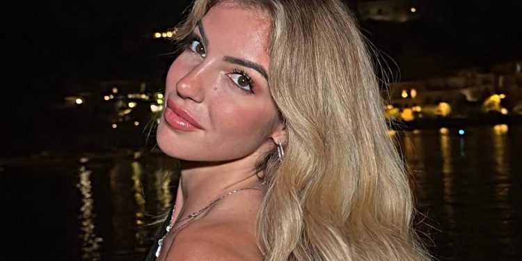 Lucia Ilardo all'Isola dei famosi? Parteciperebbe (Foto Ig)