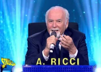 Antonio Ricci a Striscia la Notizia (Foto: screen Mediaset Infinity)
