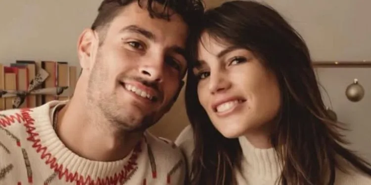 Lorenzo Musetti e la compagna Veronica